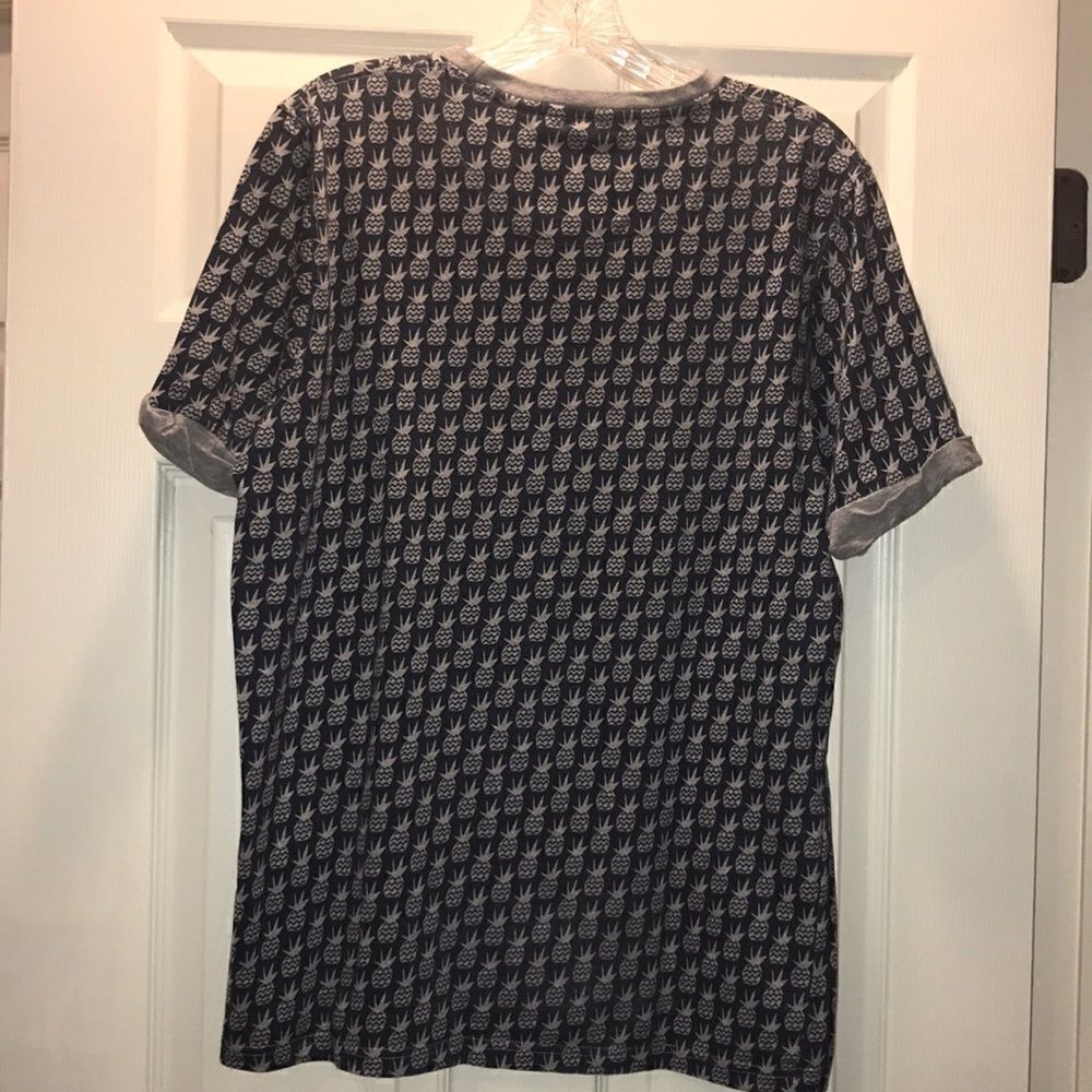 ✨Native Code Navy & Gray Pineapple Print Tee - Picture 5 of 5